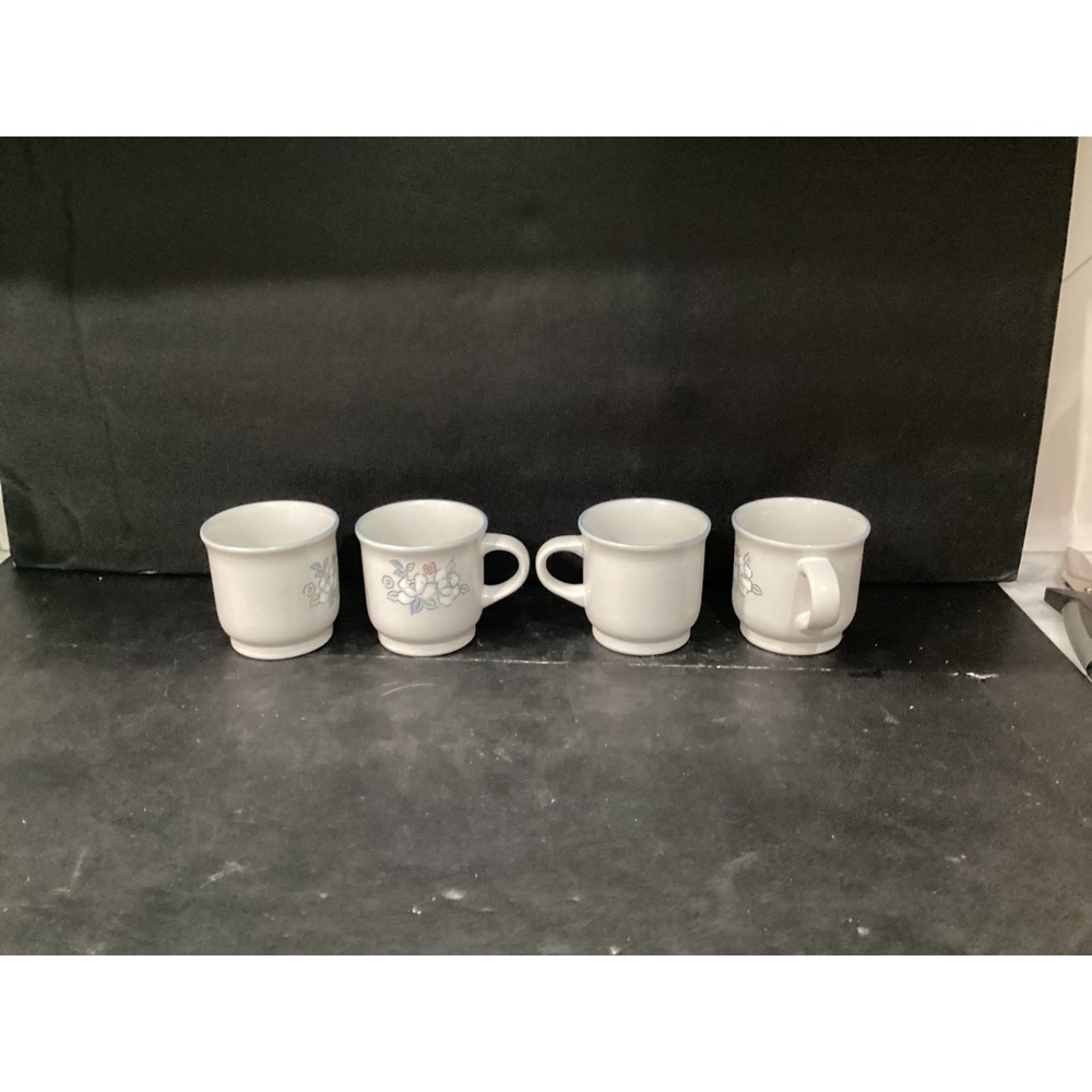 VTG Chantilly Fleur de Lune 4 Coffee Cups‎ White Stoneware Mugs Japan Blue Rim